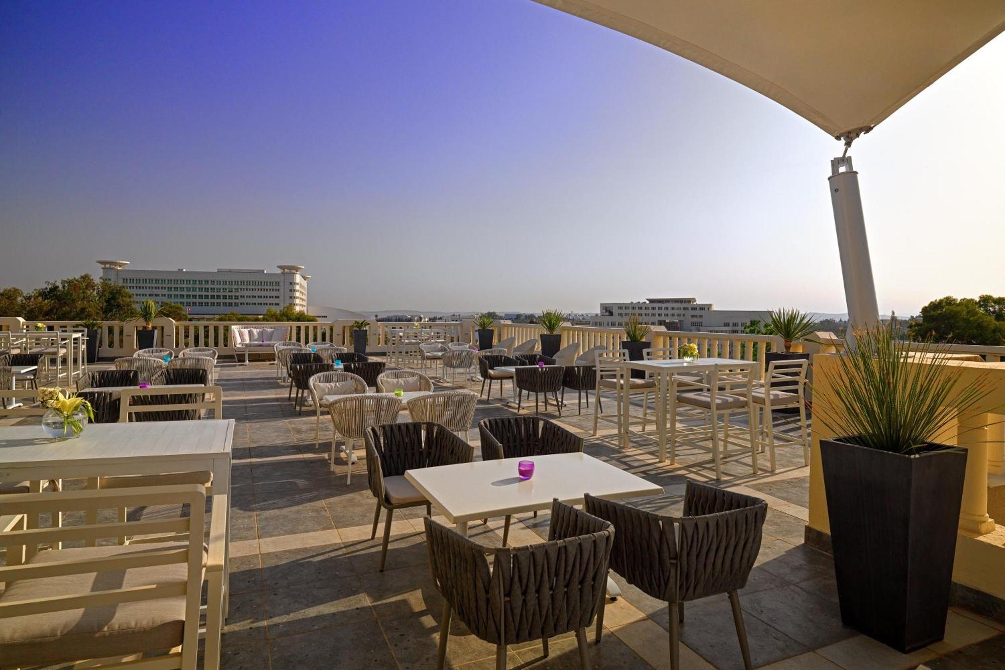 Sheraton Tunis Hotel Экстерьер фото