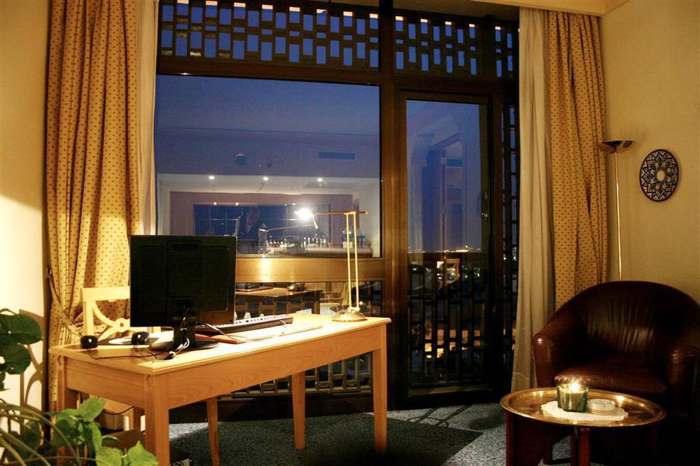 Sheraton Tunis Hotel Ресторан фото